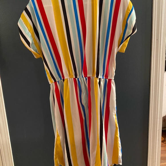 Striped dress with zipper neckline - Picture 3 of 3